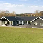 Дом отдыха Villavilla 415 - Tarup Strand, Fyn Og Oer *